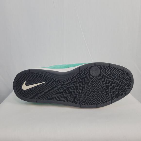 Nike SB Eric Koston 2 Skate Shoes men\'s size 8.5 Crystal Mint Black 580418-301 main image 5